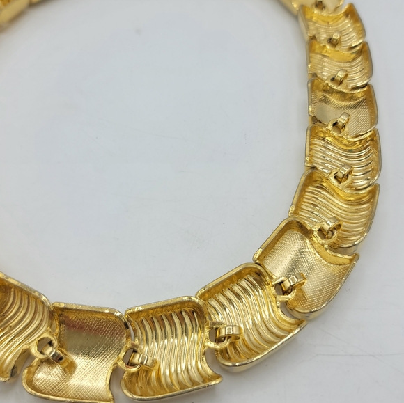 1970s Gold Tone Chunky Statement Choker Collar Necklace Vintage Disco Glam 17.5 - Picture 10 of 15